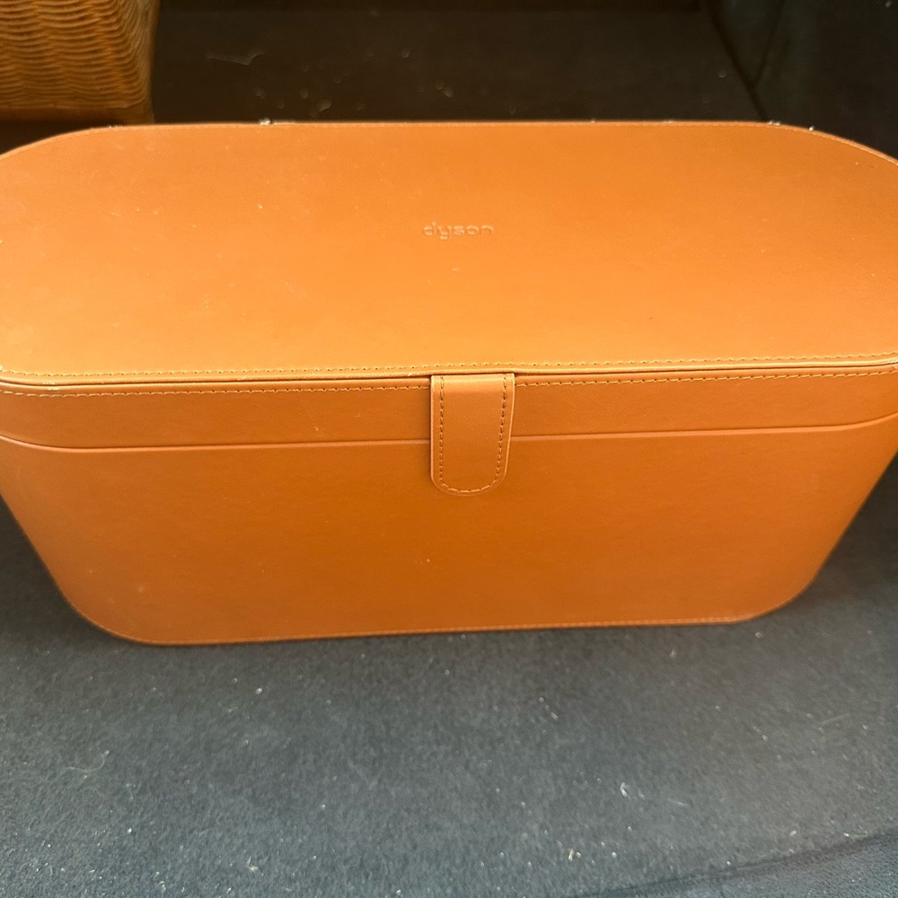 Dyson brown leather box